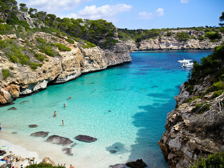 fishingtripmajorca.co.uk boat tours in Cala del Moro Majorca