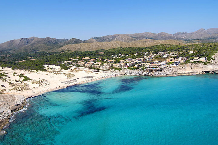 pescaturismomallorca.com excursiones en barco a Cala Mesquida Mallorca