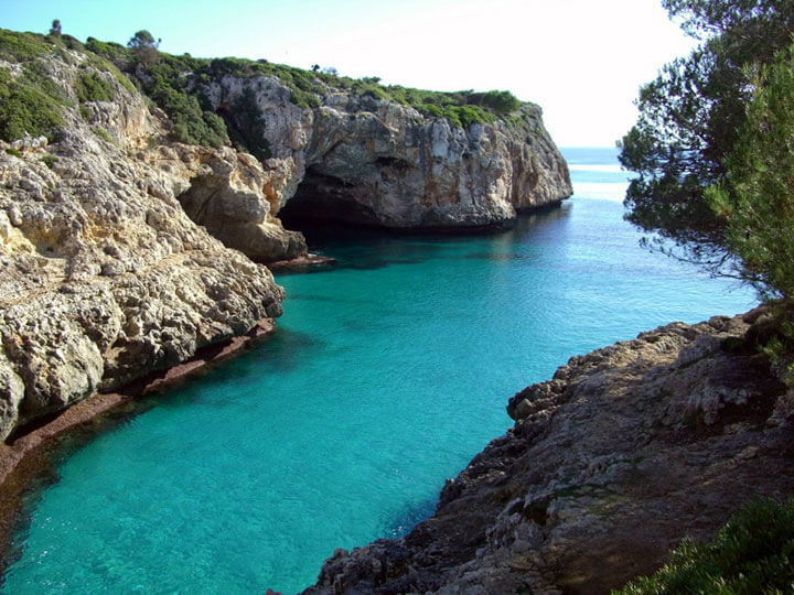 angeltourenmallorca.de bootausfluge nach Cala Varques auf Mallorca