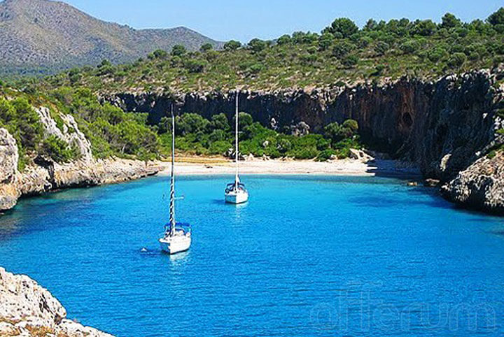 fishingtripmajorca.co.uk boat trips to cala Virgili in Majorca