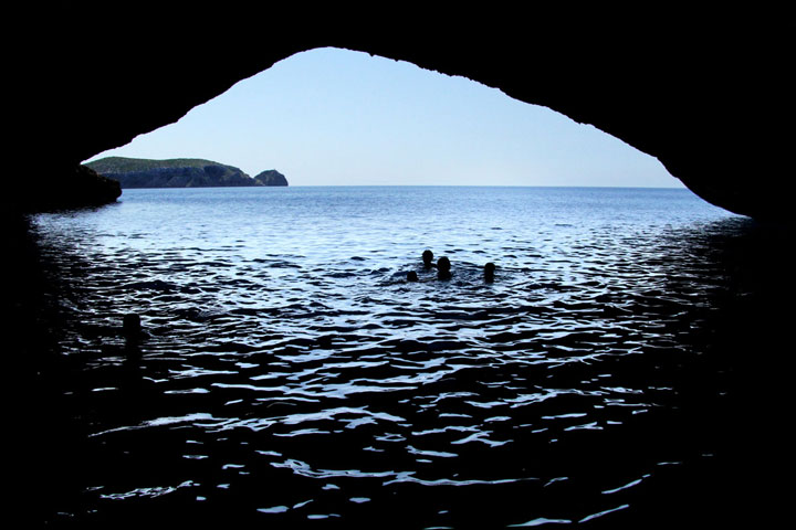 pescaturismomallorca.com excursiones en barco Sa Cova Blava Mallorca